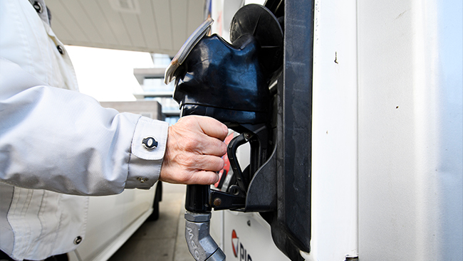 Inflation slows sharply to 1.7% in April as consumer carbon price ends